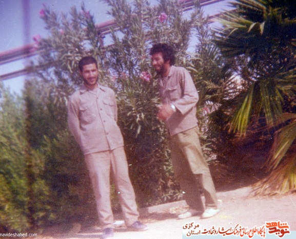 از چپ: شهید محسن ملکی - عین اله محمدی