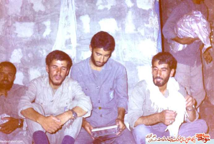 از چپ: شهید مسلم حیدری - مجتبی مختاری - شهید محمود حسینخانی - بشیر روشنی
