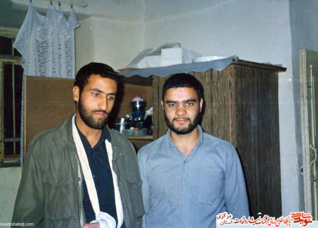 از چپ: علی نجارچی - اصغر مشایخی