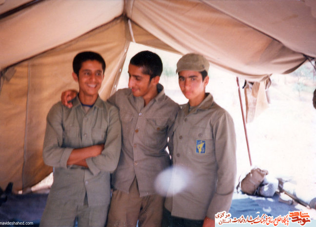 از چپ: حسین کرباسچی - شهید سعید بحرینی - اصغر احمدی