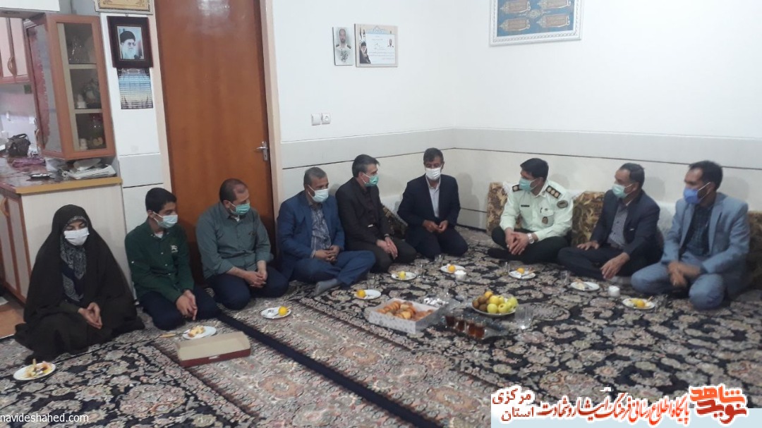 دیدار با خانواده شهدای نیروی انتظامی در خمین