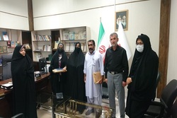 از نویسندگان حوزه ایثار و شهادت حمایت می‌کنیم