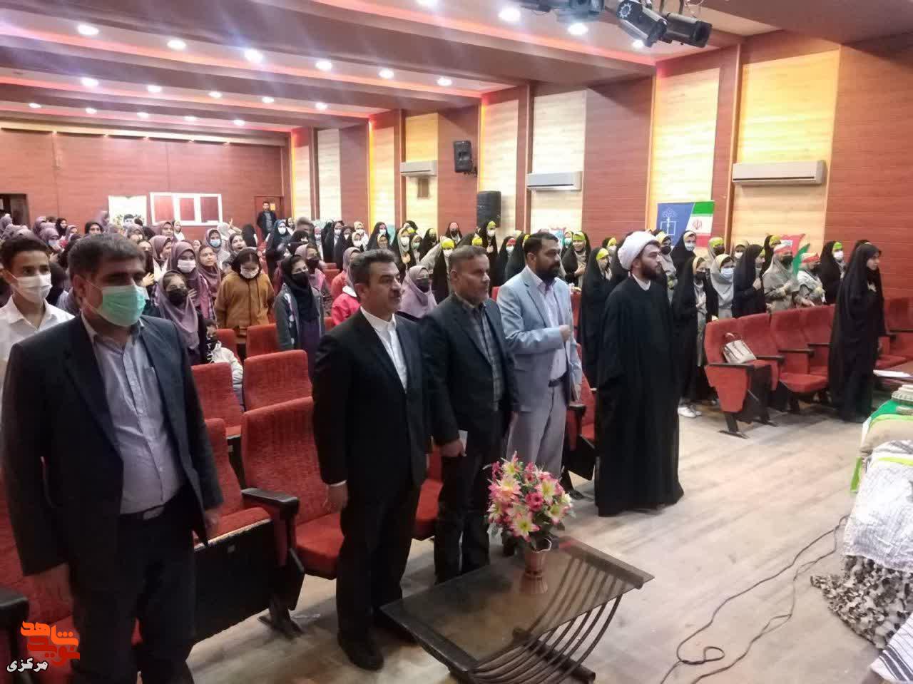 یادواره شهدای دانش آموز شهرستان شازند برگزار شد