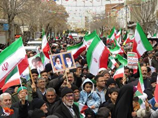 شکوه حضور مردم استان مرکزی در راهپیمایی ۲۲ بهمن...