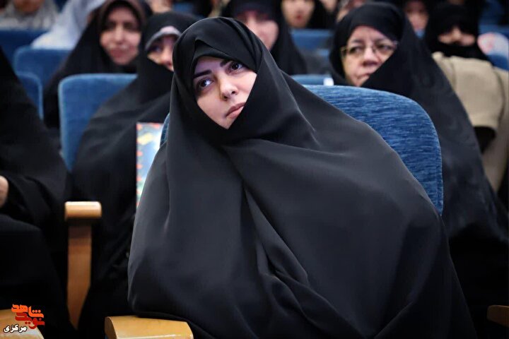 زنان مسلمان در دنیای مدرن هویت خود را حفظ کرده‌اند