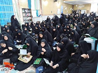 مجلس بزرگداشت امام شهید امت در مسجد امام خمینی(ره)...