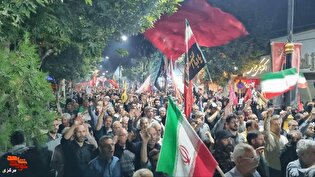 تشییع پیکر شهید مرتضی اکبری در اجتماع مردمی خمین