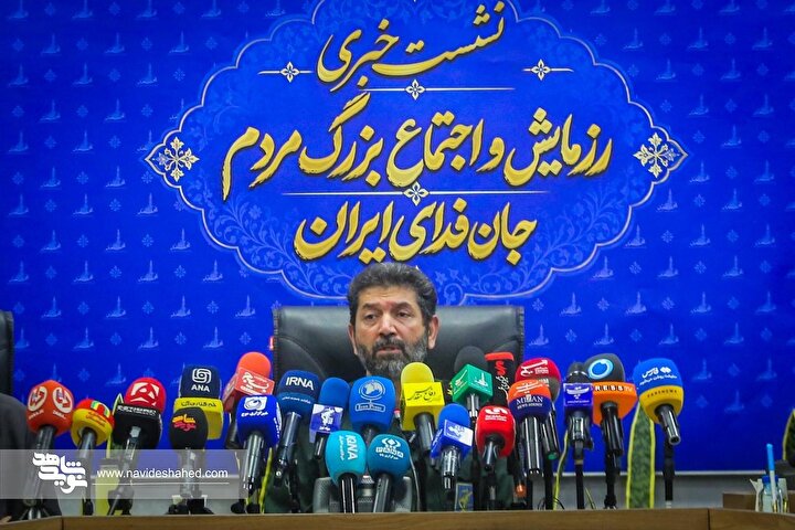 وحدت مقدس را تا نابودی قطعی دشمن ادامه می‌دهیم