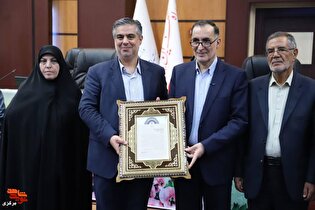 تجلیل معاون رئیس‌جمهور از استاندار مرکزی برای...