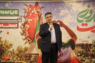 دیدار با خانواده شهدا، توان مسئولان را برای ادامه...