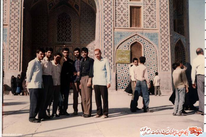 1370 - اردوی انجمن اسلامی دانش آموزان اراک در مشهد مقدس