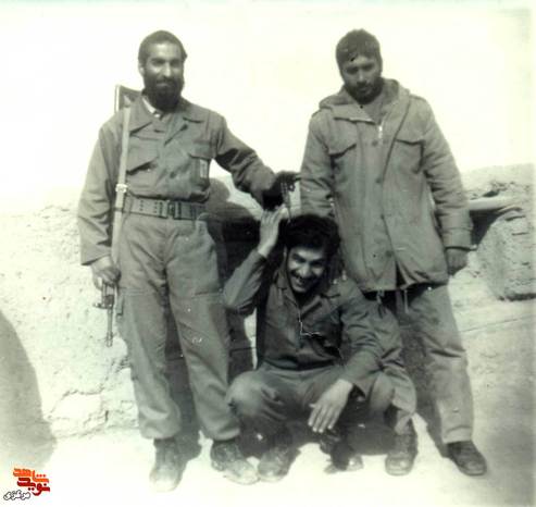 از چپ: سید حسین طبائی - اصغر امانی - محمد منصوری