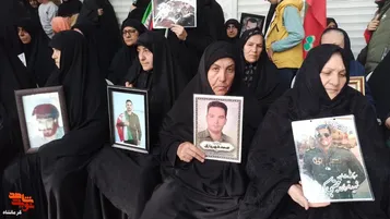 تصاویر|حضور خانواده‌های معظم شهدا در رزمایش «جان‌فدایان ایران» در شهرستان کنگاور